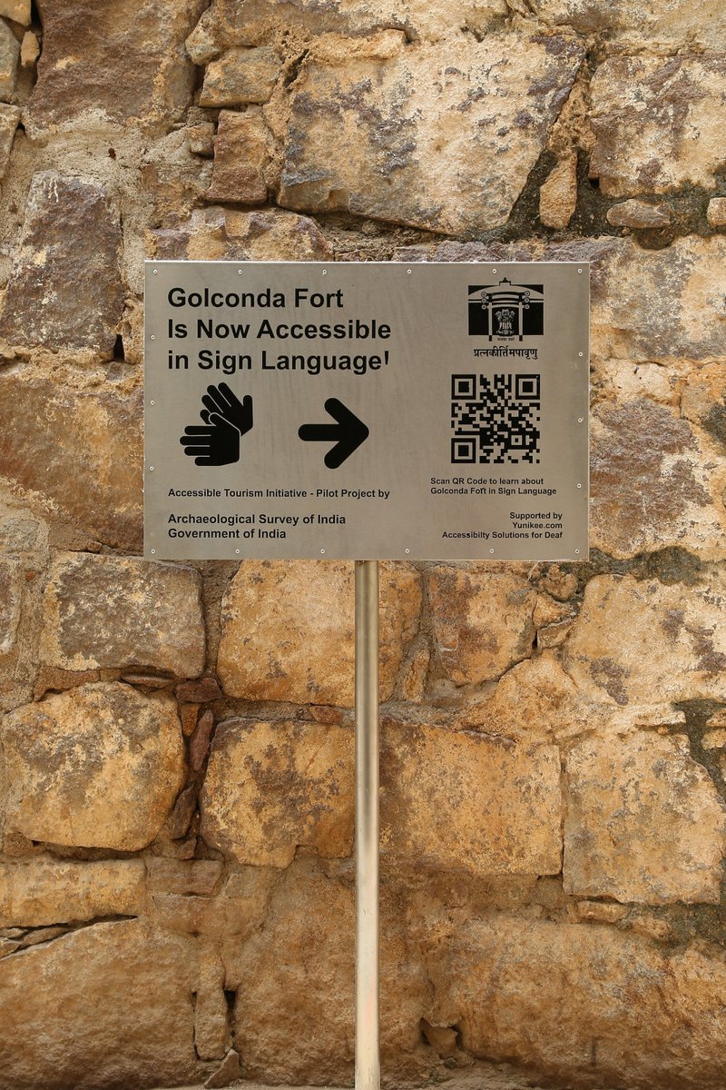 kishanreddybjp's tweet photo. In a welcome step to make our monuments more accessible to specially-abled & deaf visitors,  @ASIGoI has introduced sign language amenities at the @UNESCO world heritage site Kakatiya Rudreshwar Temple at Mulugu & Golconda in Telangana.  

Visitors now can scan the QR code at the entrance, which will give the full history of the monument along with a brief introduction to the various structures that will be displayed through a video containing interpreters of sign language.