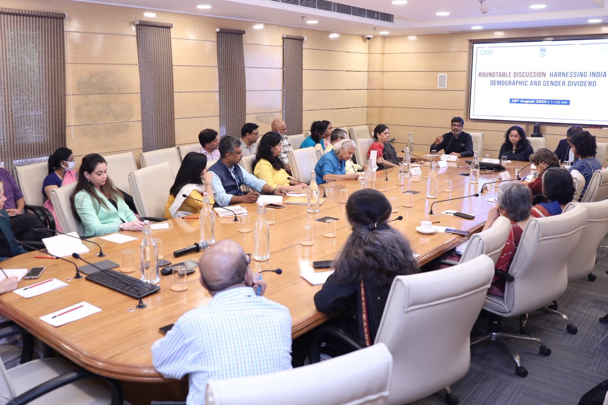 On 28 August, @orfonline held a closed-door roundtable, titled Harnessing India’s Demographic and Gender Dividend, in collaboration with the Economic Advisory Council to the PM, @UNinIndia & @UNFPAIndia. The global impact of #India's choices was spotlighted & the need to bridge