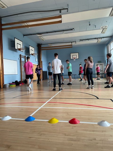 JenniferLeeAS's tweet photo. Great session with @McLarenHigh Sports Leaders on Friday delivering Early Years CPD. Fantastic engagement from everyone throughout. Have fun delivering to the nurseries. 
🏀🏈⚾️🥎🏸🏒🏅
@activestirling1 @ActiveSchoolStg https://t.co/rJdZ8SQ4rR