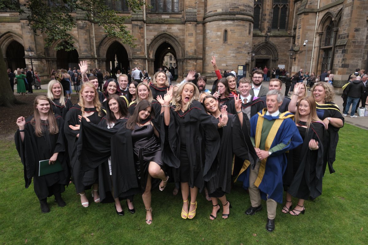 SRUC's tweet photo. 🎉Graduation 2023!🎉 Here's a selection of photos from yesterday's ceremony - we were blessed with a lovely sunny Glasgow day. Congratulations to all SRUC graduates! 🎓
#srucgraduation https://t.co/2tjvjCLvOR