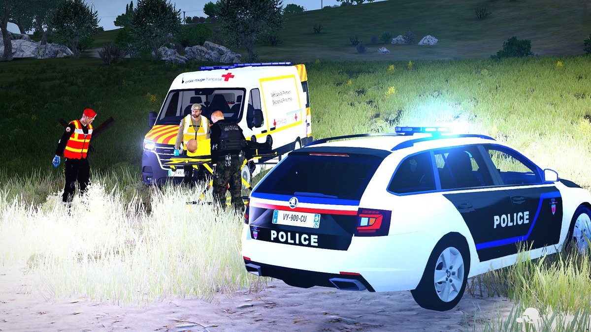 PN_A4L's tweet photo. [RECAP DE LA SEMAINE]
Soutien de la BMO et de l'ERI sur une intervention à la cité.
Intervention de la PJ et de la CSI pour un individu dangereux.
Perquisition d'un domicile par le RAID, CRS, CSI et la BAC suite à des coups de feux.
Négociation de la CRS sur un braquage.
#PNA4L https://t.co/JCRZgMRwKh