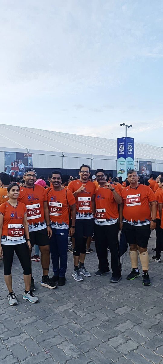 CentificGlobal's tweet photo. ๐โโ๏ธ๐โโ๏ธ We did it! Celebrating the @Centific IDC Team's Success at the NMDC Hyderabad Marathon! ๐
#LifeAtCentific #Fitness #HyderabadMarathon #EmployeeWellbeing #SelfCare https://t.co/A2pG4eDZZS