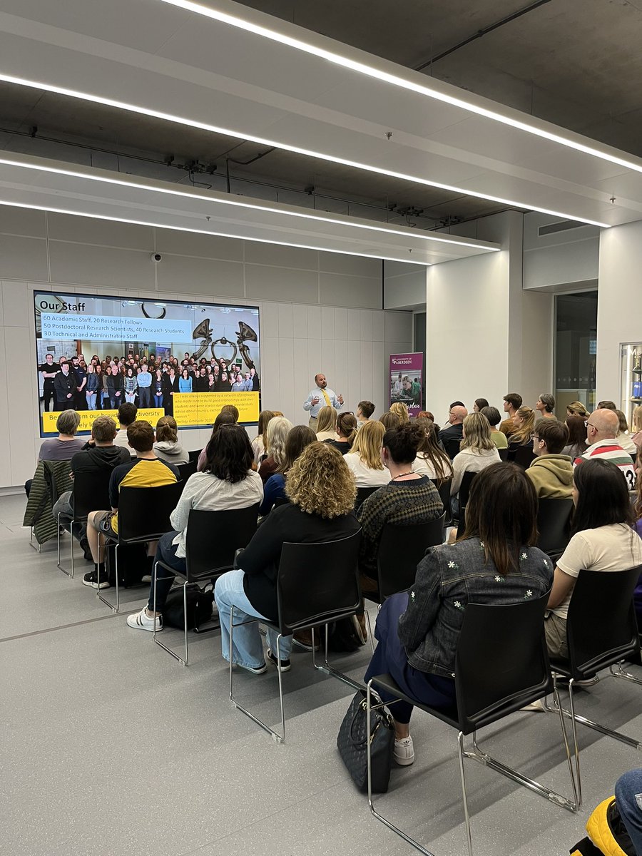 UoABioSci's tweet photo. A busy start to our first talk of the day. @Garethnorton79 giving an overview of what to expect if you join us at the School of Biological Sciences #makeitabdn https://t.co/5uSmuUA6On