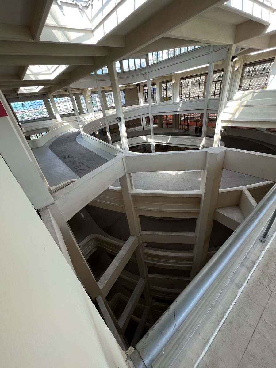 AutoPap's tweet photo. Been wanting to come to Lingotto since I can remember. https://t.co/ftehTkGIyY