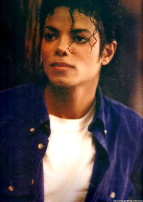 mrpauldwyer's tweet photo. #HappyBirthdayMichaelJackson
We love you. We miss you.
You’d be so proud of your #MJFam.
We’re strong, we’ve got your back &amp; we continue your message &amp; legacy of LOVE. ❤️
#CelebrateMichaelJackson #TheRealMichaelJackson https://t.co/p9z3pI4tBO