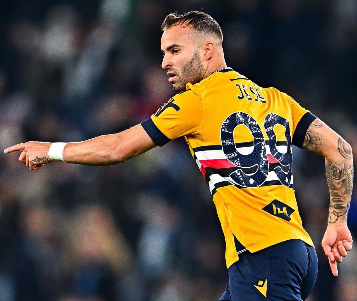 🔥🇪🇦 Jesé Rodríguez pode acabar no Brasil.

❌ O ex-jogador do Real Madrid encerrou contrato com a Sampdoria e atualmente está sem time.

🇧🇷 Seu futuro pode estar no Brasil, já que Santos e Coritiba estão interessados ​​no jogador.

🗞️<a href="/marca/">MARCA</a>