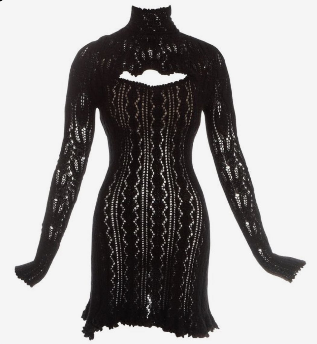 runwayinchicago's tweet image. “first celeb, outfit, quote &amp;amp; aesthetic pic on your pinterest is your vibe”