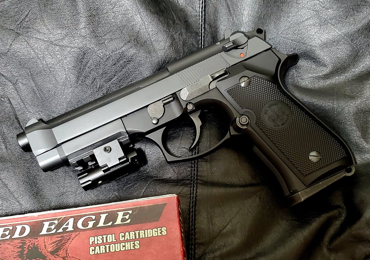 GMontalos25720's tweet photo. 今日の愛銃🎵
「M92F」
#東京マルイ のGBB 「#USM9」を
バイオ5やリベレーションズのBSSA初期の装備をイメージして作成
#バイオハザード
#Biohazard
#ResidentEvil
#REBHFUN
#ベレッタ https://t.co/kYqkVKXL32