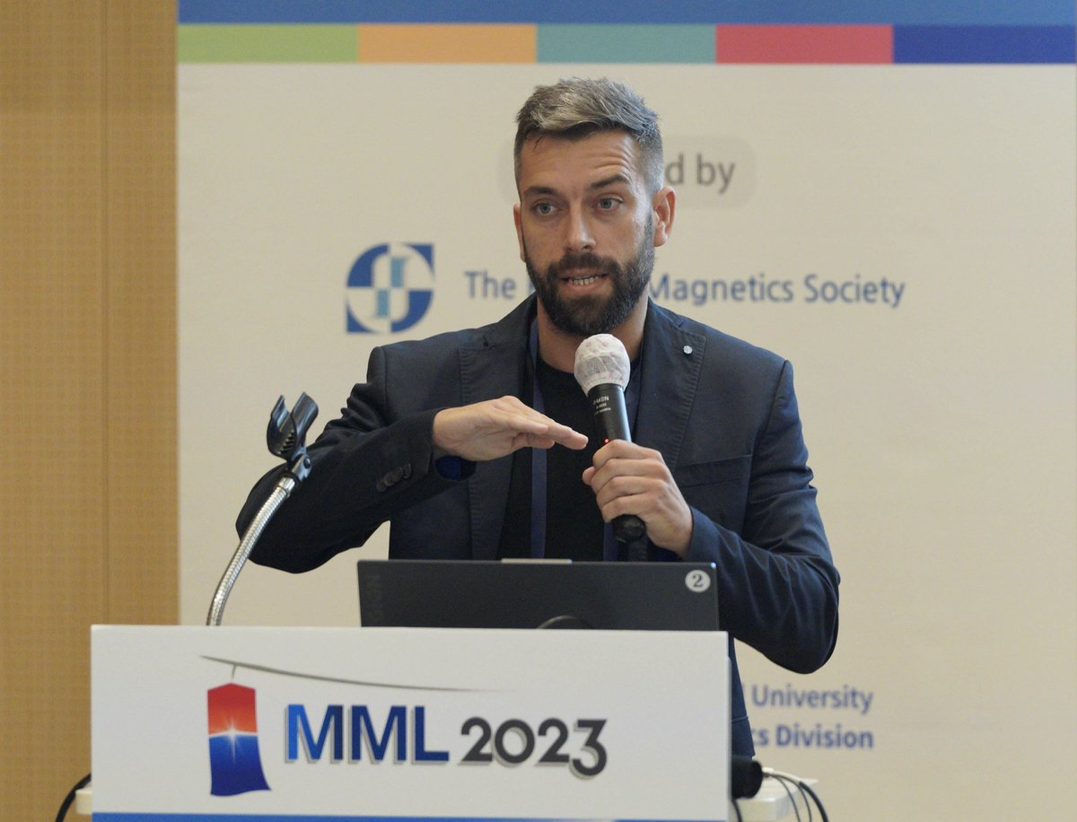 José J. Baldoví tweet media