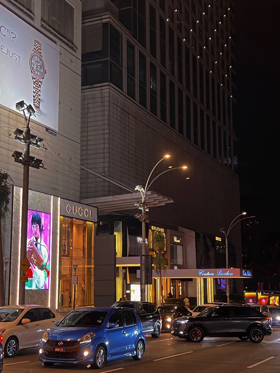 Occasionally come out to take pictures you like
Admire the beautiful night view of the city 🏙