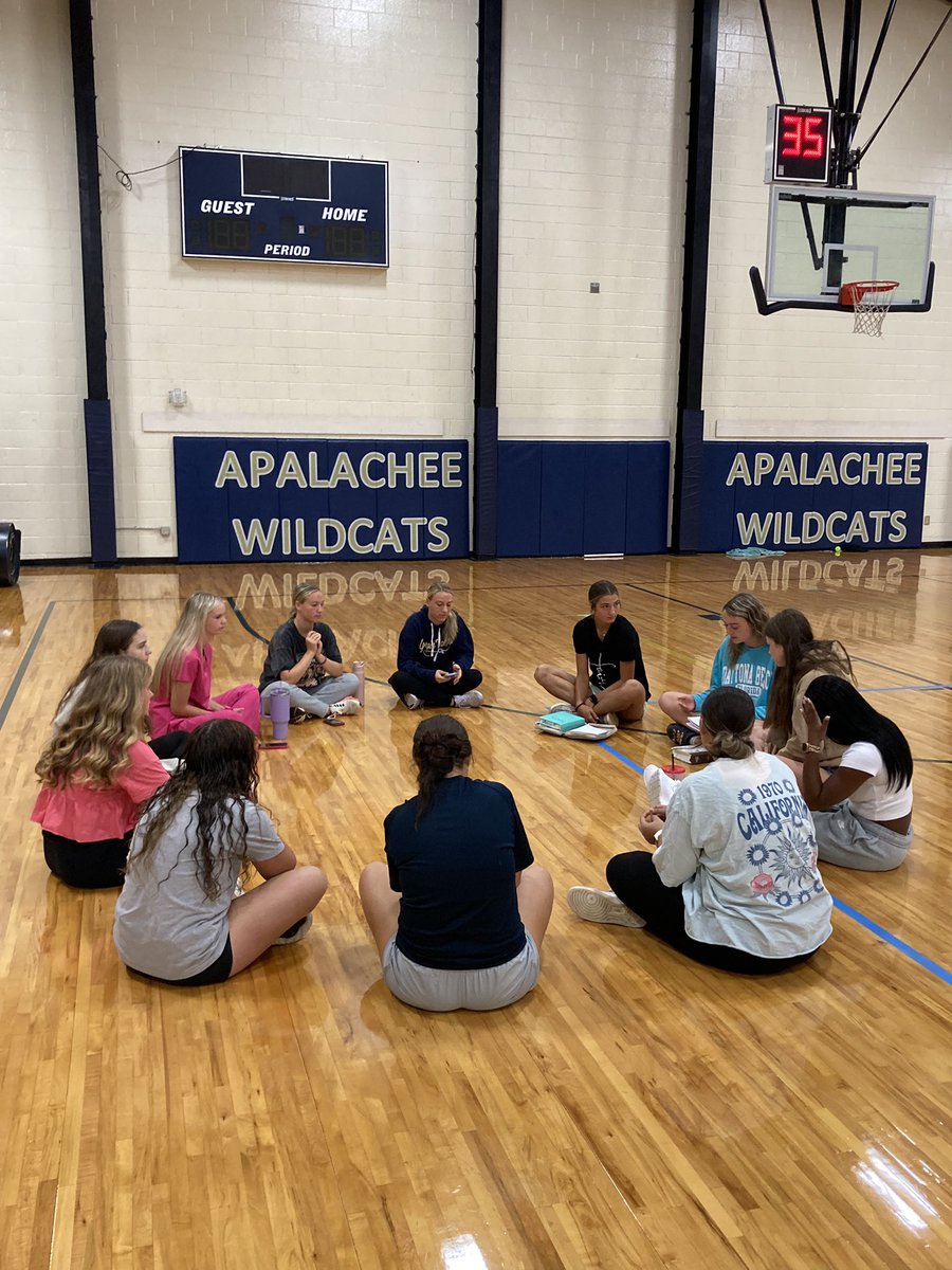 Chee_FCA's tweet photo. Great job by ours leaders this morning! What an awesome morning of sharing God’s Word together!
#John3:30 https://t.co/sFMoF7i4lk