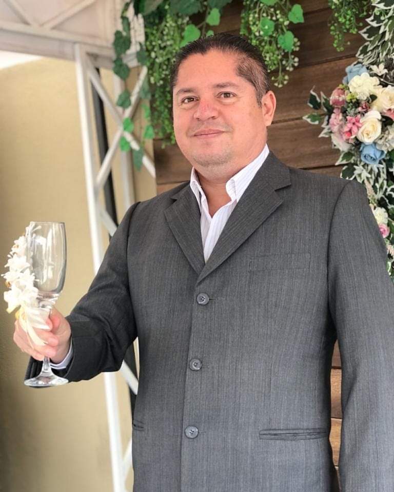 Me criaron para un día comer en el mejor restaurante y al día siguiente arroz con huevo, sin ningún problema. Y es lo mejor que pudieron hacer mis padres.