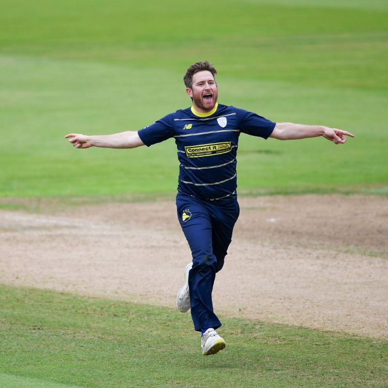 hantscricket's tweet photo. INNINGS | Warwickshire: 93 all out.

Wow. Liam Dawson takes career-best figures of 7/15 after Keith Barker destroyed the home side's top order. 

We need 94 runs to secure a spot in this year's One Day Cup final.

🔢 Match Centre 👇