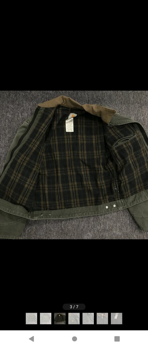 carharttjapan's tweet photo. 注意喚起

現在、フリマサイトにてカーハートのデトロイトジャケットの偽物が度々出品されるようになりました。
特徴としては
・首元タグのプリントがやけにくっきりしている
・裏地のブランケットの素材が違う(ツルツルしている)

#カーハート　#carhartt
#デトロイトジャケット
#偽物　#注意喚起 https://t.co/q2XYDQ2Aqn