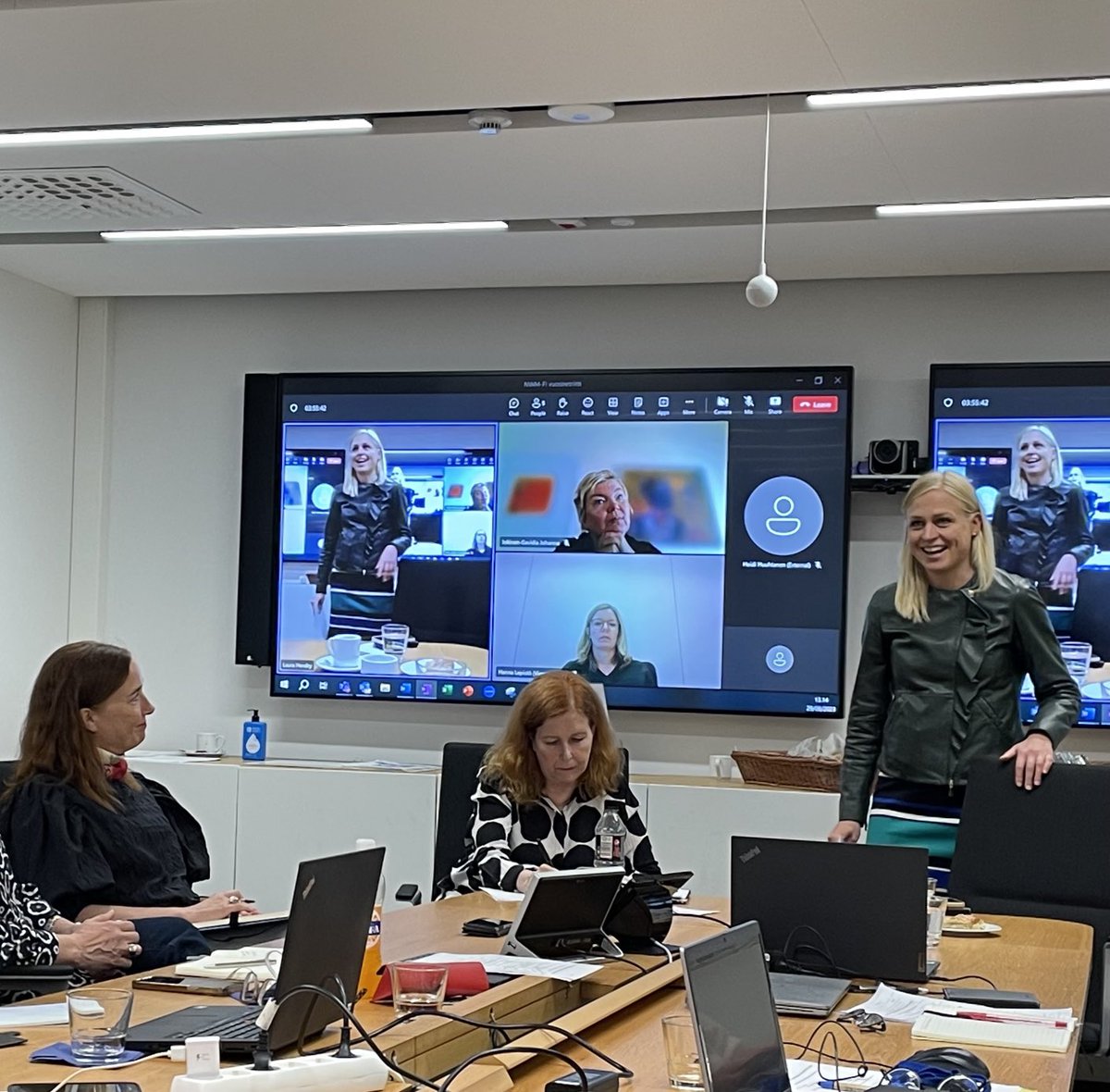 Sirpa_Maenpaa's tweet photo. We had today For Min Elina Valtonen as guest of honour in the Annual Retreat of Nordic Women Mediators - Finland. She talked about Finland’s role in peace mediation and government priorities. https://t.co/QaivoICEHD