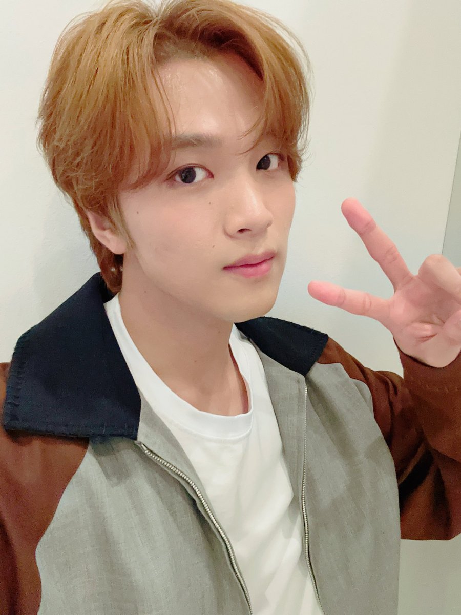 dailyhaechan's tweet photo. 🐻💭

“today’s haechan” https://t.co/7G6re123lO