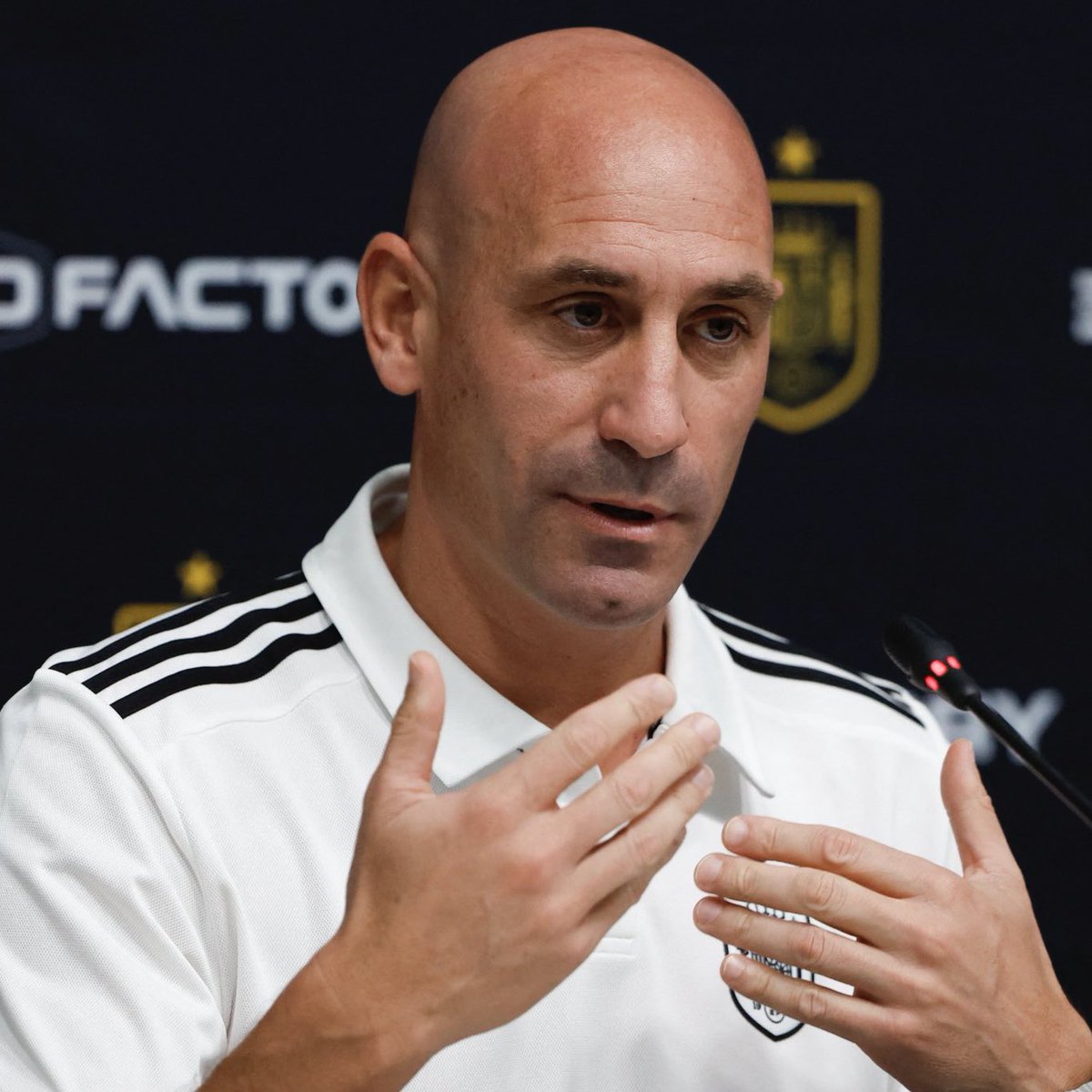 Transfer News Live tweet media