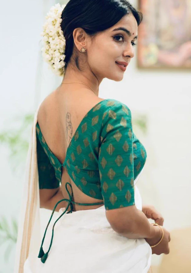 F4sqoYuWcAA15a-?format=webp&name=900x900