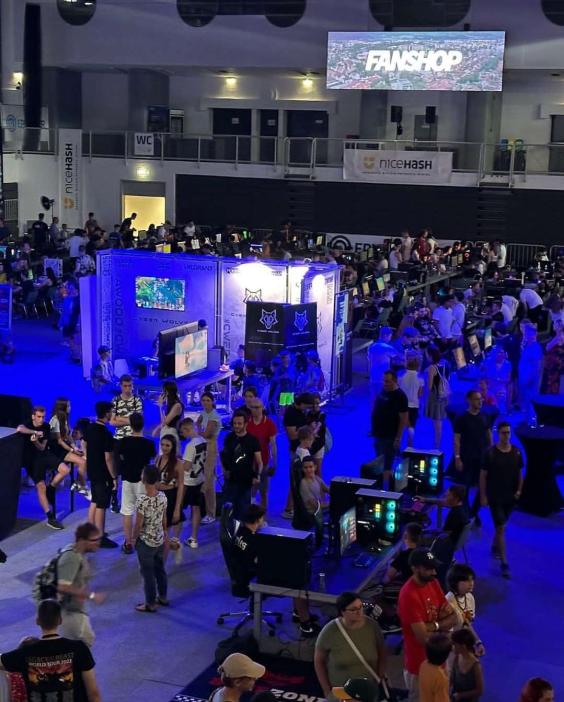 tornadox07's tweet photo. 🎮🏆 Epicenter Maribor: A Weekend of Victories and Thrills! 🏆🎮
What an amazing time at Epicenter Maribor! Our team secured FIRST place in Fortnite and CSGO – a big shoutout to their dedication and teamwork! 🥇🎯
#EpicenterMaribor #Esports #VictoryWeekend #AWOOO #CWE https://t.co/g1GImdEh3k