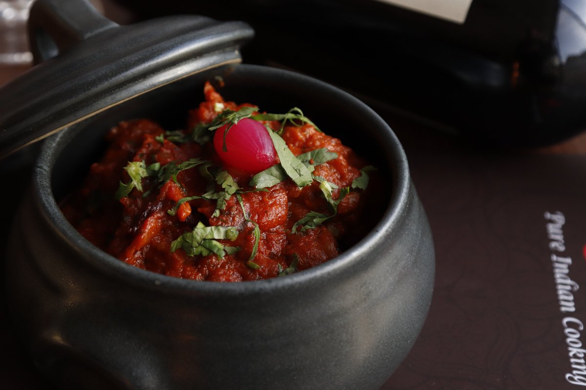 PureCooking's tweet image. Craving the true taste of India? Look no further. Our chefs pour their heart and soul into every dish, ensuring you experience nothing but #PureIndianCooking perfection. ❤️👨‍🍳 

#IndianCuisineMagic #FulhamFoodGems