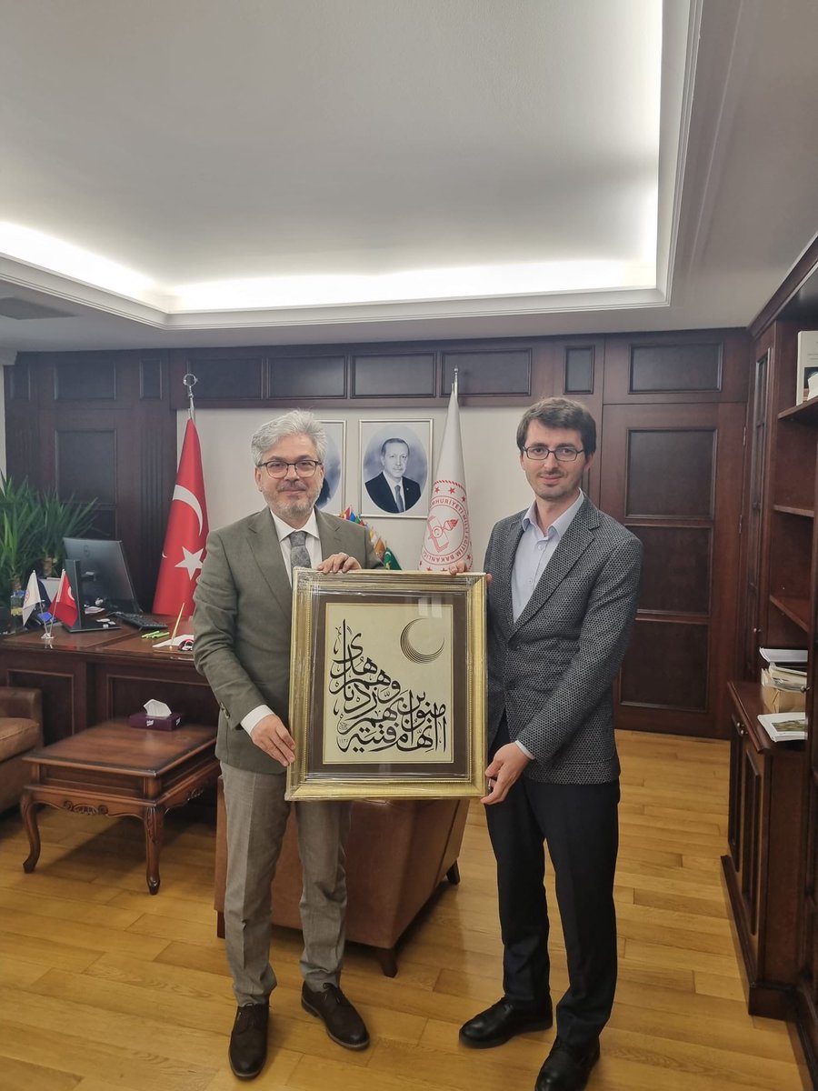 YediHilal's tweet photo. Genel Başkanımız Samet Paçacı ve beraberindeki heyet ile birlikte MEB Bakan Yardımcısı Kemal Şamlıoğlu ve MEB Bakan Yardımcısı Ömer Faruk Yelkenci Beyefendileri ziyaret edip, istişarelerde bulunduk. Nazik kabulleri ve değerli sohbetleri için teşekkür ederiz. 
@farukyelkenci @kemalsamlioglu