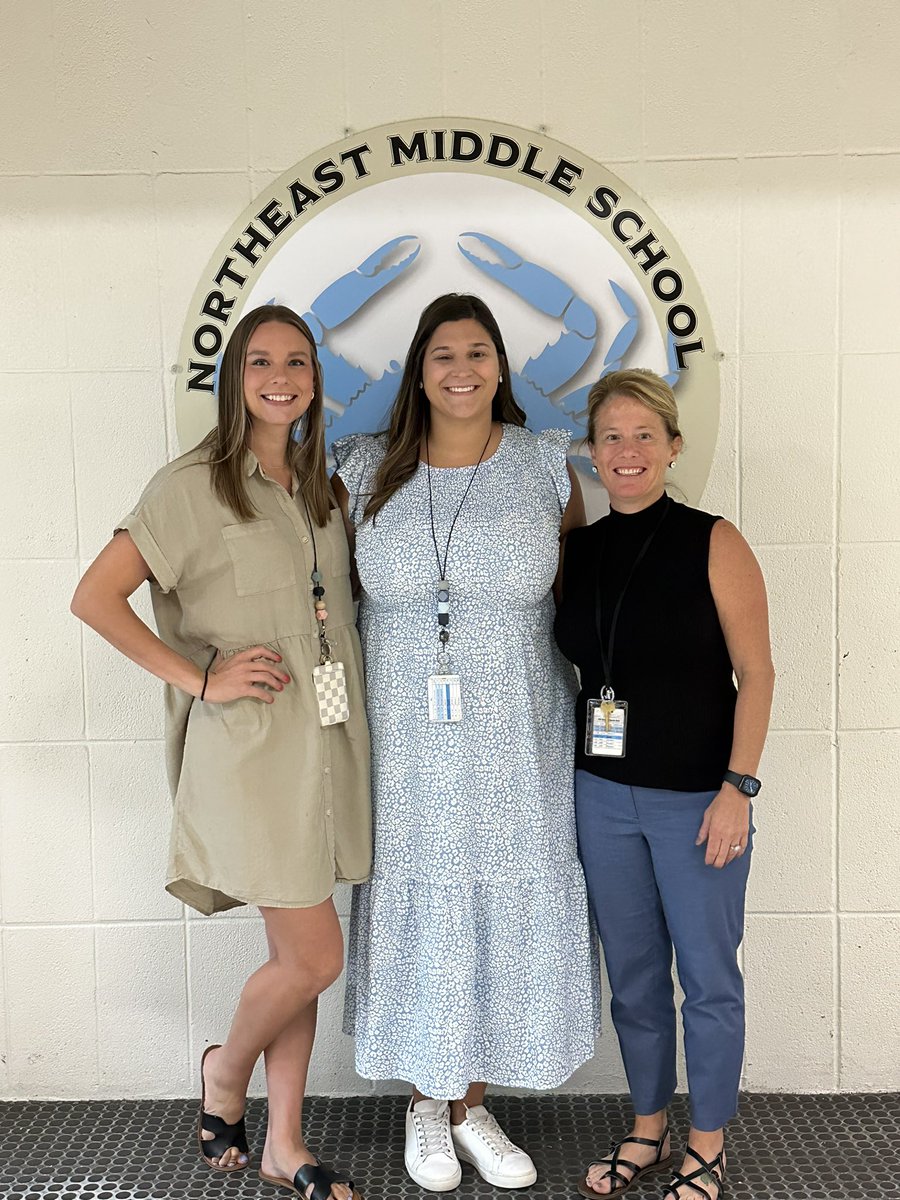 The 7th grade trio is ready for our first day! #crabcommunity #AACPSAwesome <a href="/NortheastAACPS/">Northeast Middle School</a>