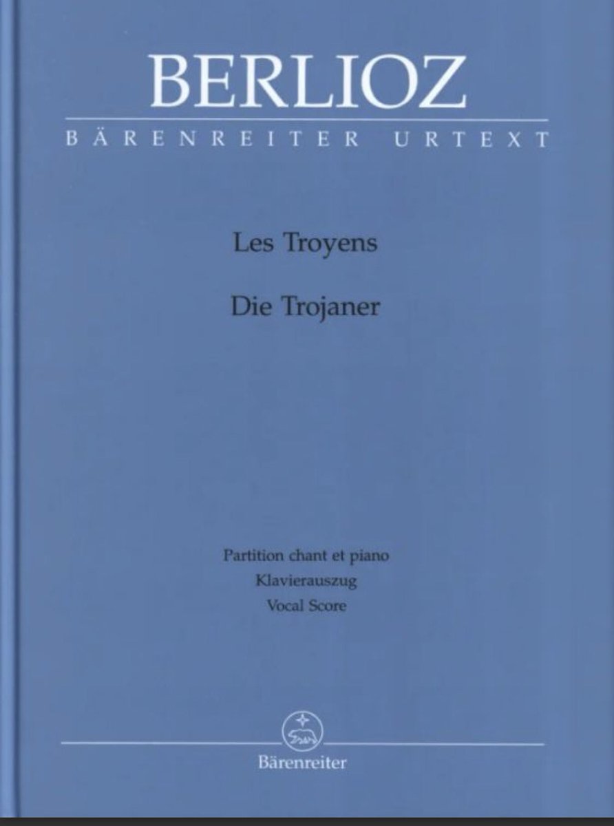 The score of Les Troyens is very good for killing wasps.. on the occasion of being attacked by 2 in your hotel room eating a tangerine 🍊. (As well as being rather fine music of course) @CVersailles @BerlinPhil @bbcproms