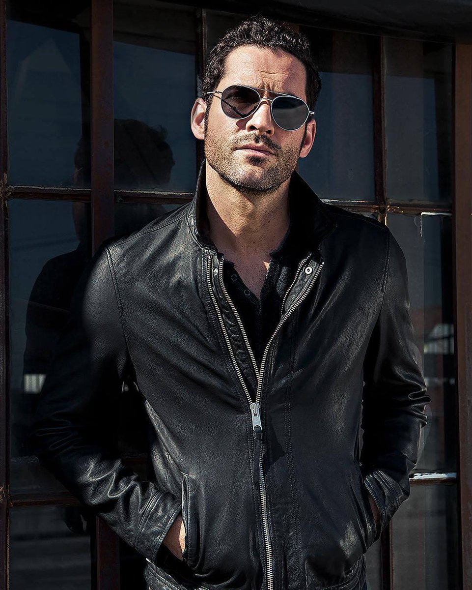 ❤️🖤❤️Daily Tom Ellis greeting❤️🖤❤️ Good day Lucifam!🌦️ Sorry, yesterday i had problems with my twitter. Somehow i couldn't login. And today suddenly it worked again... weird technology.🤷‍♀️But now, have a nice day everyone.😘 #LuciferNetflix
