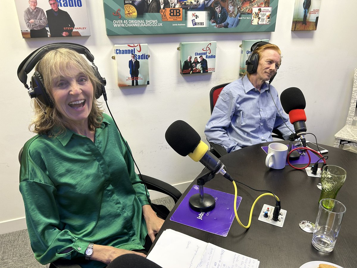 luminofilms's tweet image. Live now100.2FM for the Business Show 1-3 today, where I’ll be talking about films. You can catch up on the website if you miss it. Thanks for listening #BBunker #radiointerview