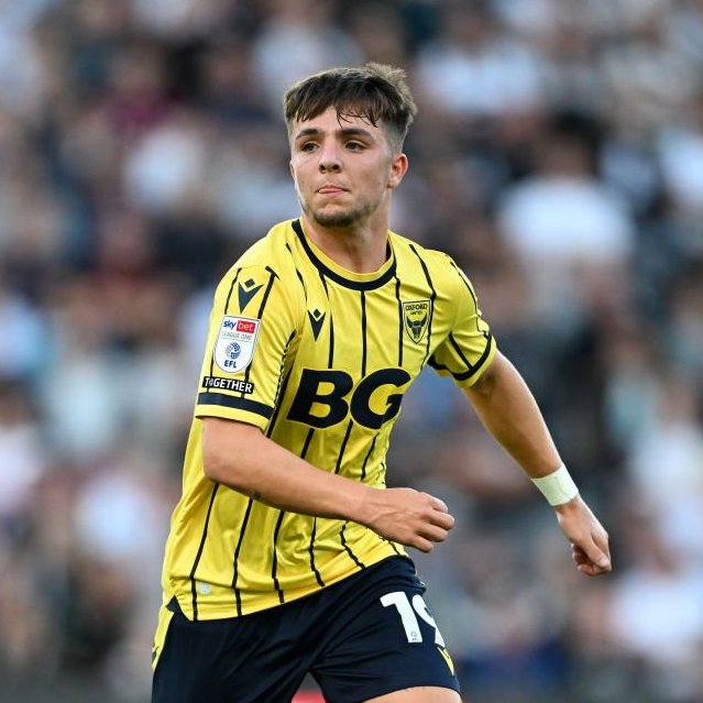 hubfootballclub's tweet photo. Is Oxford United's Tyler Goodrham the best teenager in League One? 

If not, then who is?🤔👇

#OUFC https://t.co/B1ucLqzzmM