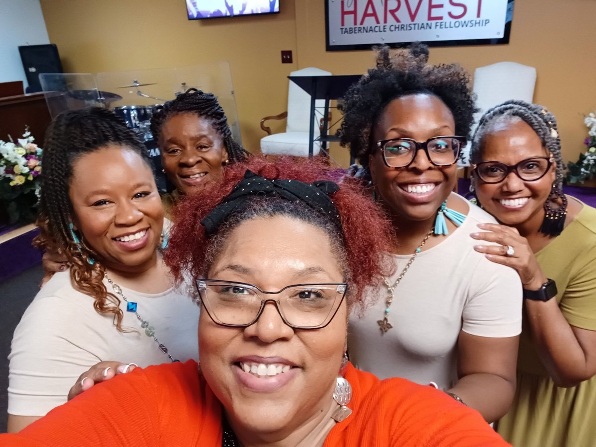 luvngothers's tweet photo. Be open to using whatever you got to praise the Lord! #TRU #5thsinger https://t.co/mJonqZ5ipO