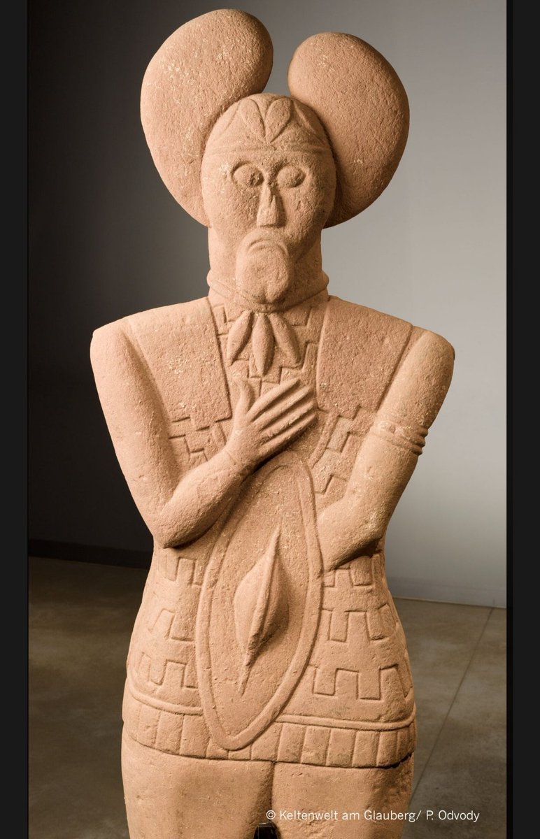GERMANYinIRL's tweet photo. The "Celtic Prince", found in Glauberg (Hesse), is one of the best preserved Iron Age sandstone statues. @NationalMons and @DiscProg in Dublin contributed valuable technological know-how to its analysis and today received a copy of the statue. 🇩🇪🇮🇪 cooperation at its finest! https://t.co/ArhmHsF9JZ