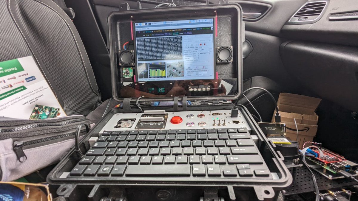 CannonFodder's tweet photo. Doing some fie.... er carpark testing of the cheap Chinese RTK GPS RX and got a fix very quickly and into RTK soon afterwards. Accuracy seems to be OK, less then 1 cm deviation π and position is variation is very little as well.
Plus point is using my #CyberPiDeck π https://t.co/t2HDyYcJ4m