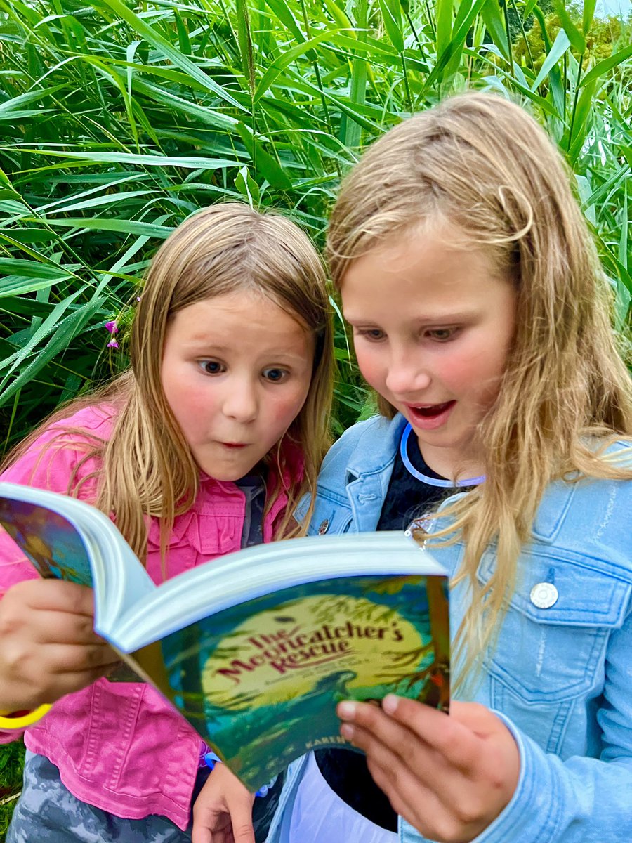 Rule one of book-sharing: Don’t read different lines aloud at the same time.
Rule two: Keep a straight face. #reading #MooncatchersRescue #karenlambauthor #debutauthor #childrensbooks #mg #thatkarenlamb #liavisirin #walkerbooksuk #inclusivebooks #familyreading #adventurebooks