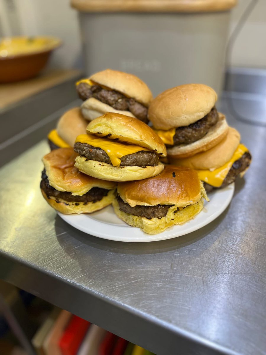 G20YouthProject's tweet photo. Today our team were busy making burgers and sultana cake for our Street Food Project🍔. Well done! 

Thanks again to the co-op for their generous donation of surplus food! 

We’re super excited to get a new group of young people working with us next week @ClevedenSec42 https://t.co/HkbhK8Cy49