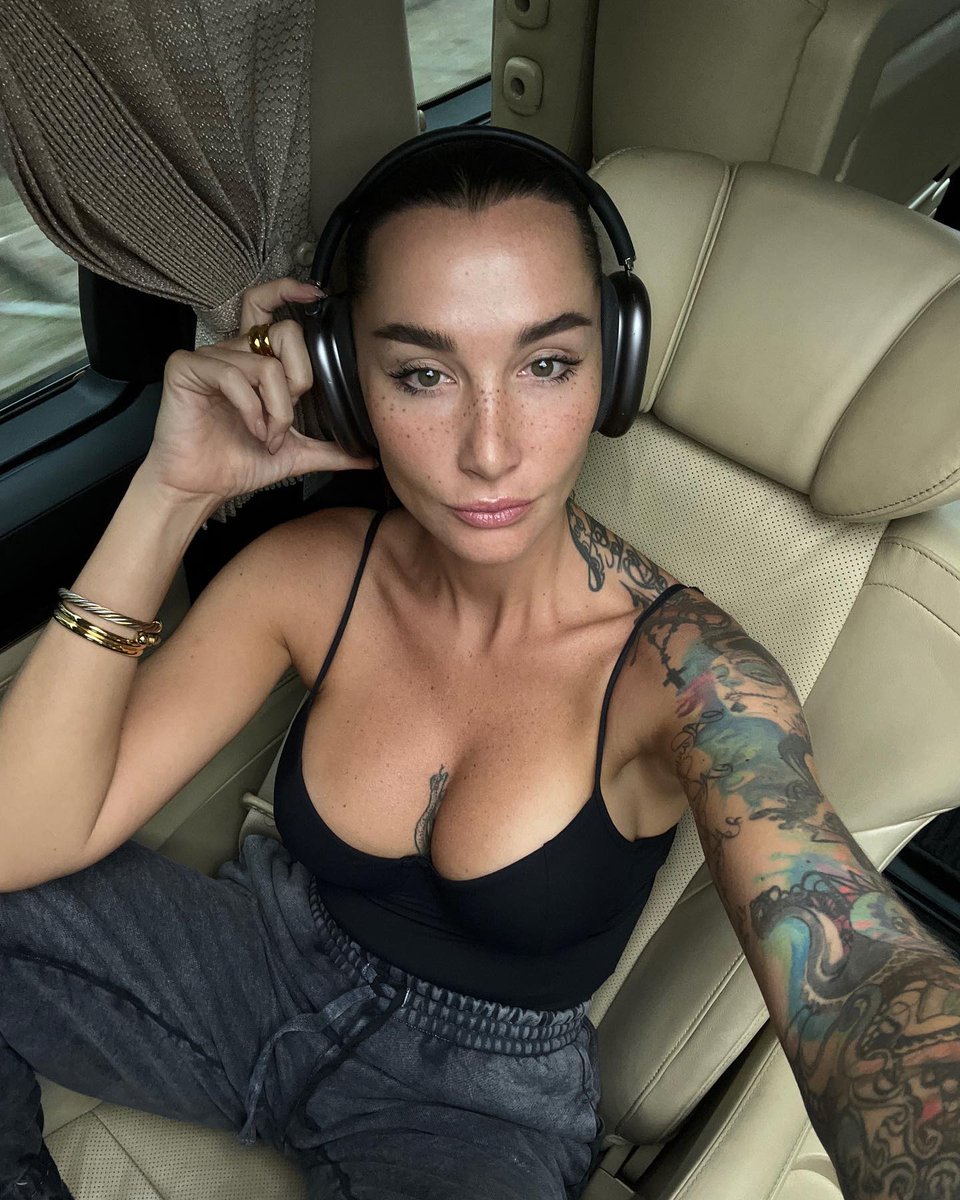 angelicandersof's tweet photo. #angelica_anderson #anderson_angelica #angelicaanderson #angelica @deeper_official @tushyraw @blackedraw @Skyteam_blue @CMP_4U2 @CMP_4U @Dior https://t.co/NLKVdeydw1