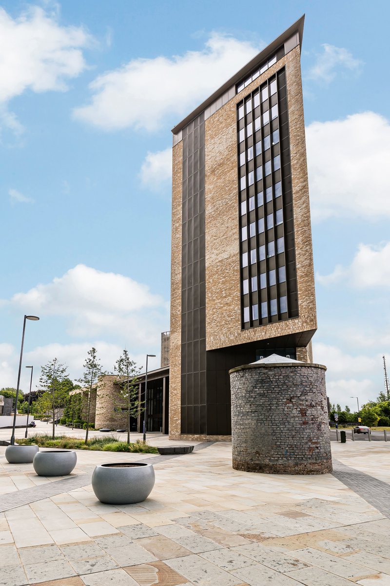 Uni of Liverpool Int College tweet media
