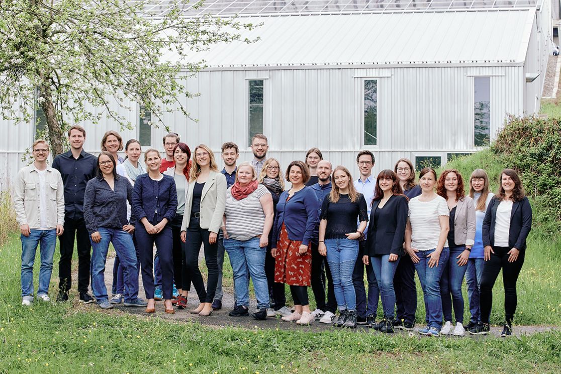 Passionate about translational research? Recently finished your #PhD or eager for the next career phase with a #PostDoc position? Explore our positions focused on #immunopeptidomics and #tcells and join our team!
uni-tuebingen.kandidatenportal.eu/Job/3059/Wisse…
uni-tuebingen.kandidatenportal.eu/Job/3058/Wisse…