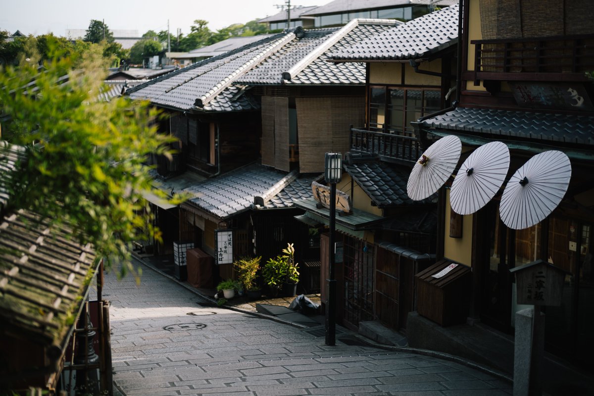 Mikuma1998's tweet photo. Leicaで撮る人のいない京都の街 https://t.co/Yr3opmFVC2