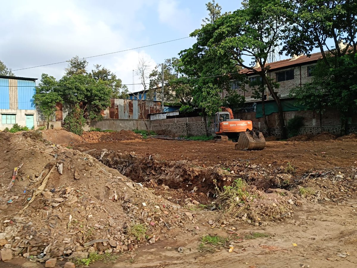 wepatil's tweet photo. @midc_india Dear Sir, 

I have found some kind encroachment activity &amp; suspicious activity in OS27 beside Plot no.F-35 MIDC, Satpur, Nashik - 422007.

Please find attached photos.

Please take necessary action as per law. https://t.co/huNEJX5NF0