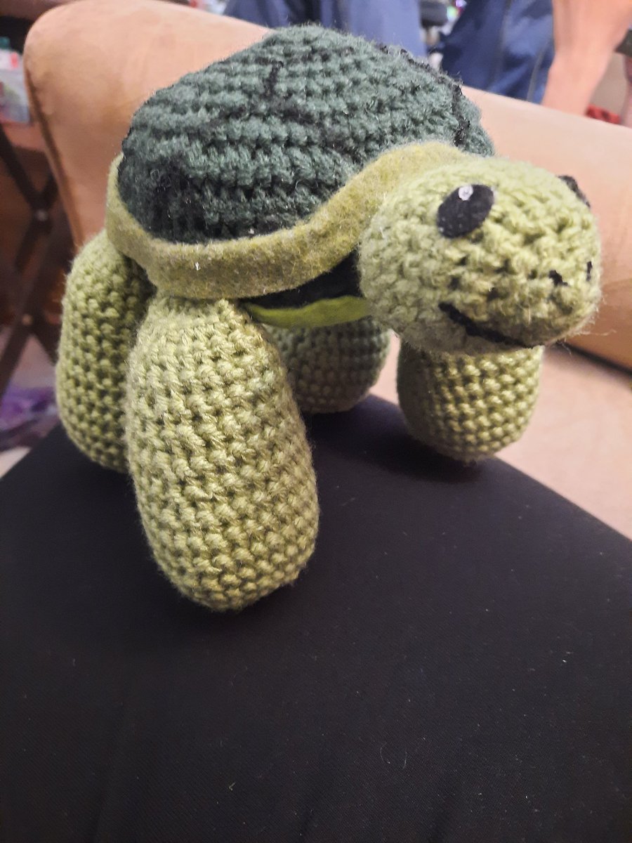 Jessica70674827's tweet image. GM awesome people. Today's post is a cute one. I made up this turtle that the people in my life have named Turble lol. What do you think? #turtles #loveturtles #green #crochet #turtleart #Shell #ocean #animal #cuteanimals #art
