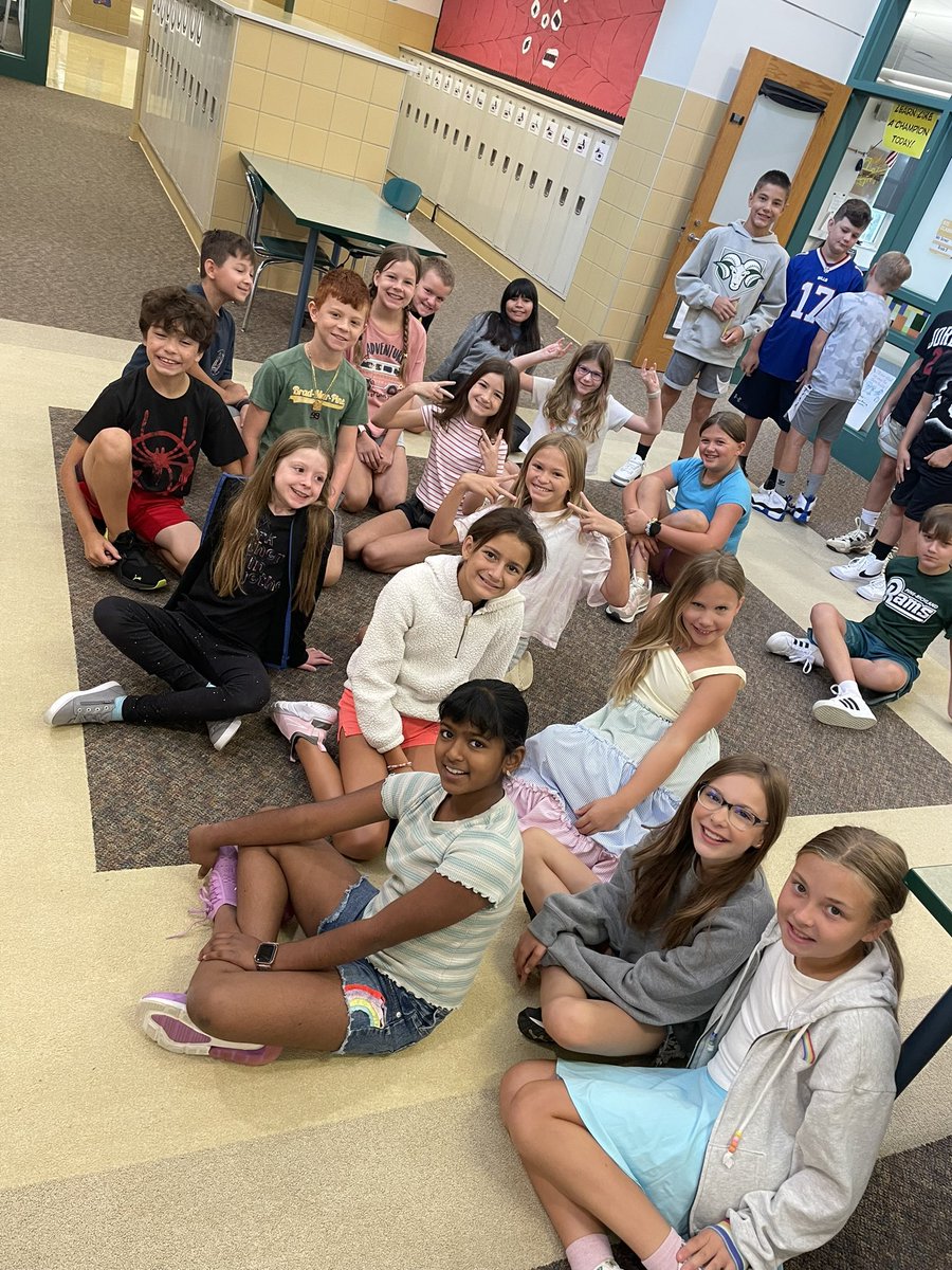 Emily Rose Dunker (@emilyrosedunker) on Twitter photo So great to see morning meetings happening in the Desert biome! Such a positive start to the school day to foster student relationships & togetherness 🌵🐪🦂🏜️ #letsgrowtogether <a href="/PRSchools/">Pine-Richland School District</a> <a href="/EHUEPrincipal/">Colleen Berezo</a> 🐏💚 So great to see morning meetings happening in the Desert biome! Such a positive start to the school day to foster student relationships & togetherness 🌵🐪🦂🏜️ #letsgrowtogether <a href="/PRSchools/">Pine-Richland School District</a> <a href="/EHUEPrincipal/">Colleen Berezo</a> 🐏💚