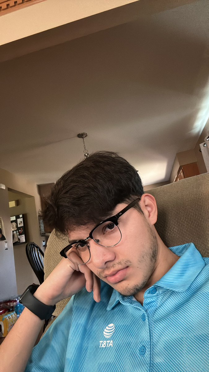 jorgevaslp's tweet image. No quiero trabajar 🥲