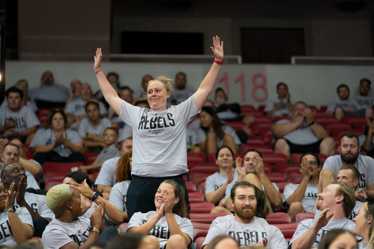 UNLVLadyRebels's tweet photo. Back on campus! #Back2School https://t.co/SR91ZjSpq4