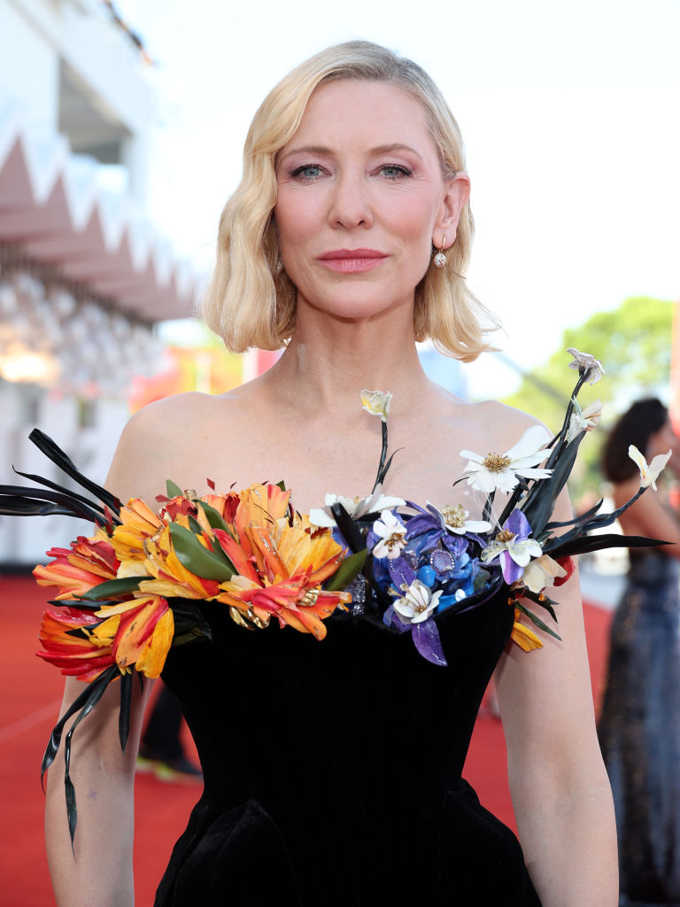 Christos Nikou on Cate Blanchett's involvement with #Fingernails: 'Cate expressed to me how 'Apples' was one of the best films of the last years. But I already had a treatment for the next film and I didn’t have a role for her. So she became a producer.' trib.al/SjyeWKn
