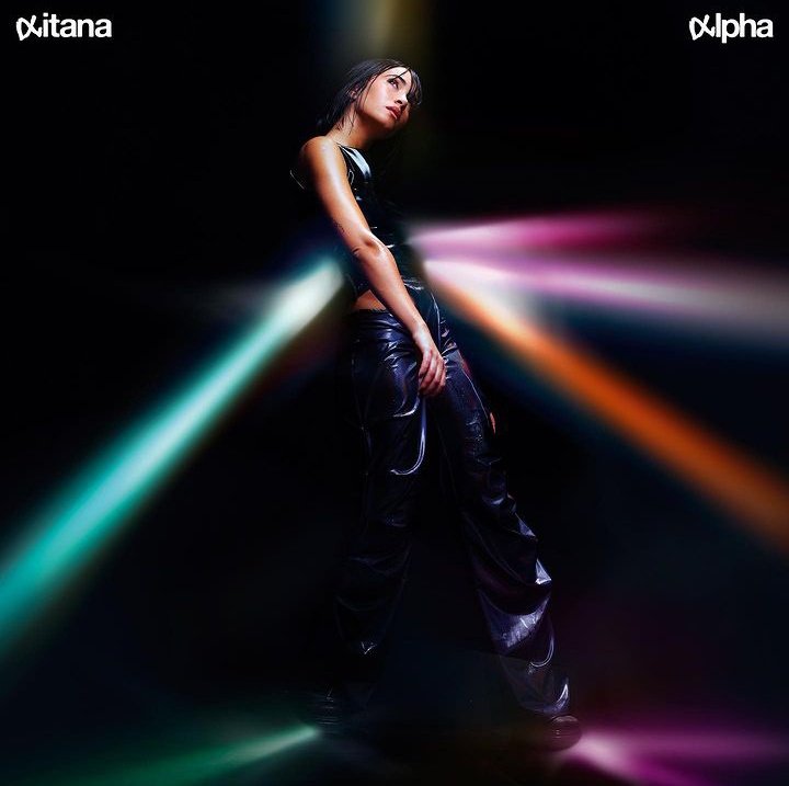 AitanxData's tweet photo. • Esta es la portada oficial de "ALPHA" el tercer álbum de @Aitanax que se estrena en 22 de Septiembre!! https://t.co/WV2Wj6WcFZ