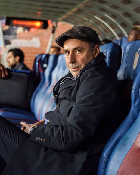 7sevsen7kooo7's tweet image. öyle bi enkaz bıraktı ki muhtemelen 2 yönetim 1 hoca yiyecek vallahi respect amk…