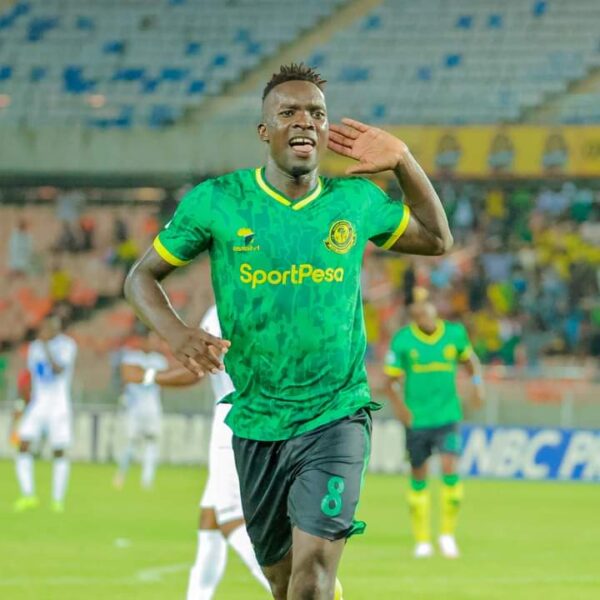 Jamaa haimbwi Sana....Ilaaa Hii Ndo Injini Ya Yanga....

Jamaa anaamua Team Ichezaje...🔥