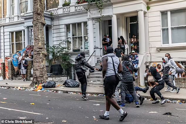 MrAndyNgo's tweet photo. Scenes of violence again played out at the #NottingHillCarnival in London as some attendees fought each other with machetes. The annual event has concluded with eight being injured by bladed weapons & 275 arrested for offenses including sex crimes, possession of weapons, assaults on police officers & drug possession. One police officer was sexually assaulted & another has been hospitalized.

The carnival is a celebration of British black Caribbean culture, regularly attracting huge crowds in the Notting Hill neighborhood. https://t.co/qDo677AGzZ