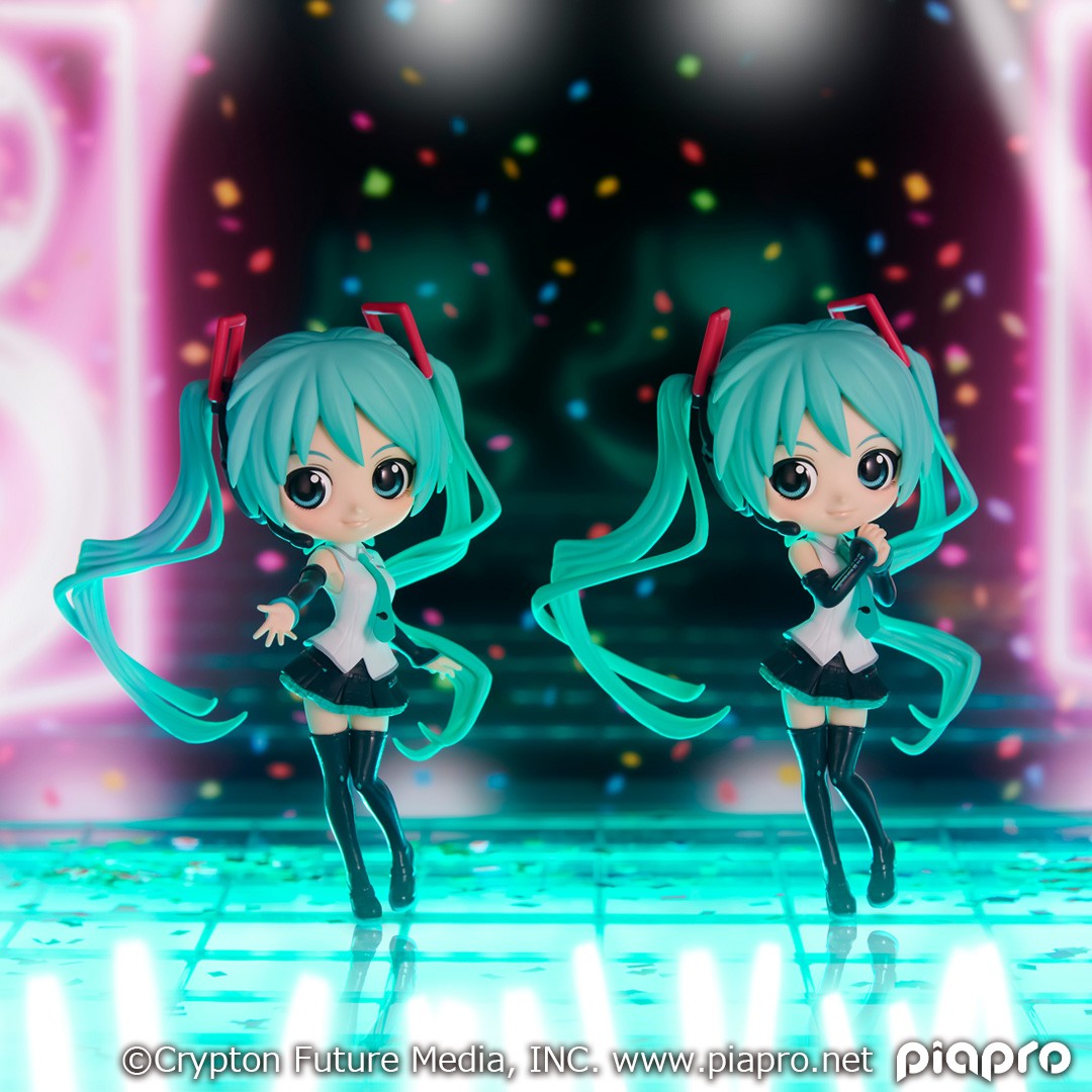 🎤 Calling all vocaloid enthusiasts! The wait is over – #HatsuneMiku V4X Style #Qposket is now available! Dive into the world of music and technology with this beautifully crafted figure.